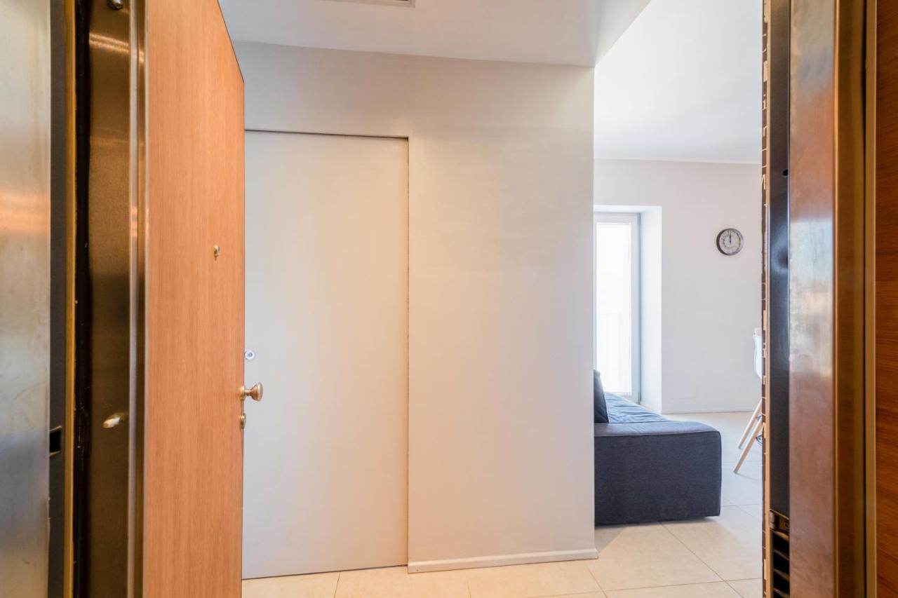 Angel'S Traveller'S Apartment Parma Buitenkant foto